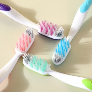 Family Home Using Soft Bristles Manual Toothbrush