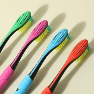 Soft Nylon Bristles Toothbrush Of 4 Family Use