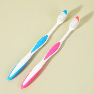 Soft Bristle Toothbrush Fading Color brishtle OEM Toothbrush