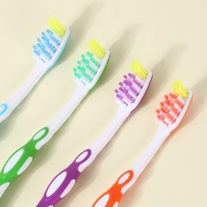 White Advanced Toothbrush Soft Toothbrush For Adult